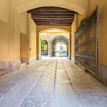 Navigli - Via Mortara 4 * מילאנו